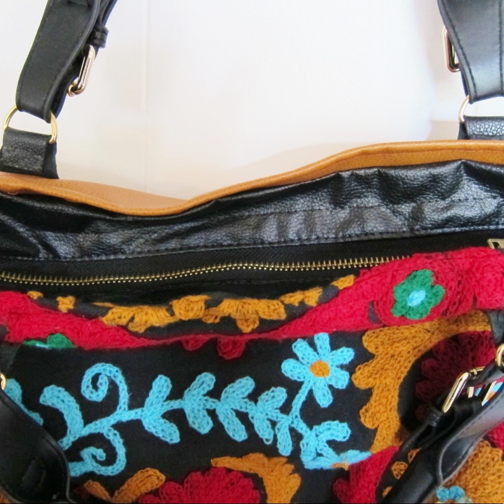 Embroidered Handmade Handbag - Picture 7 of 7